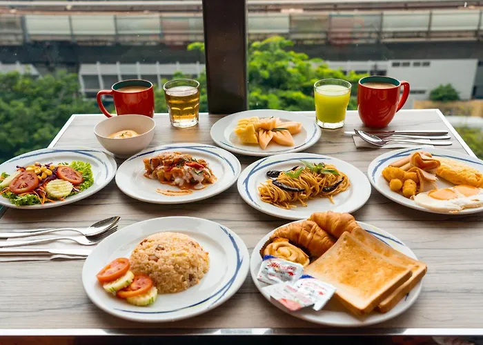 Hotel The Riski At Bangphlat Station Sha Bangkok