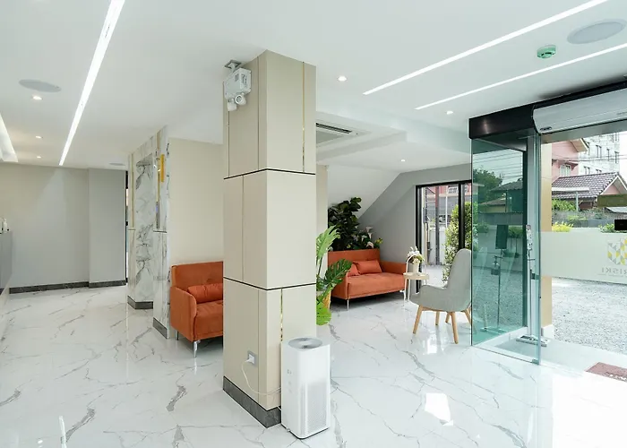 The Riski At Bangphlat Station Sha Hotel Bangkok